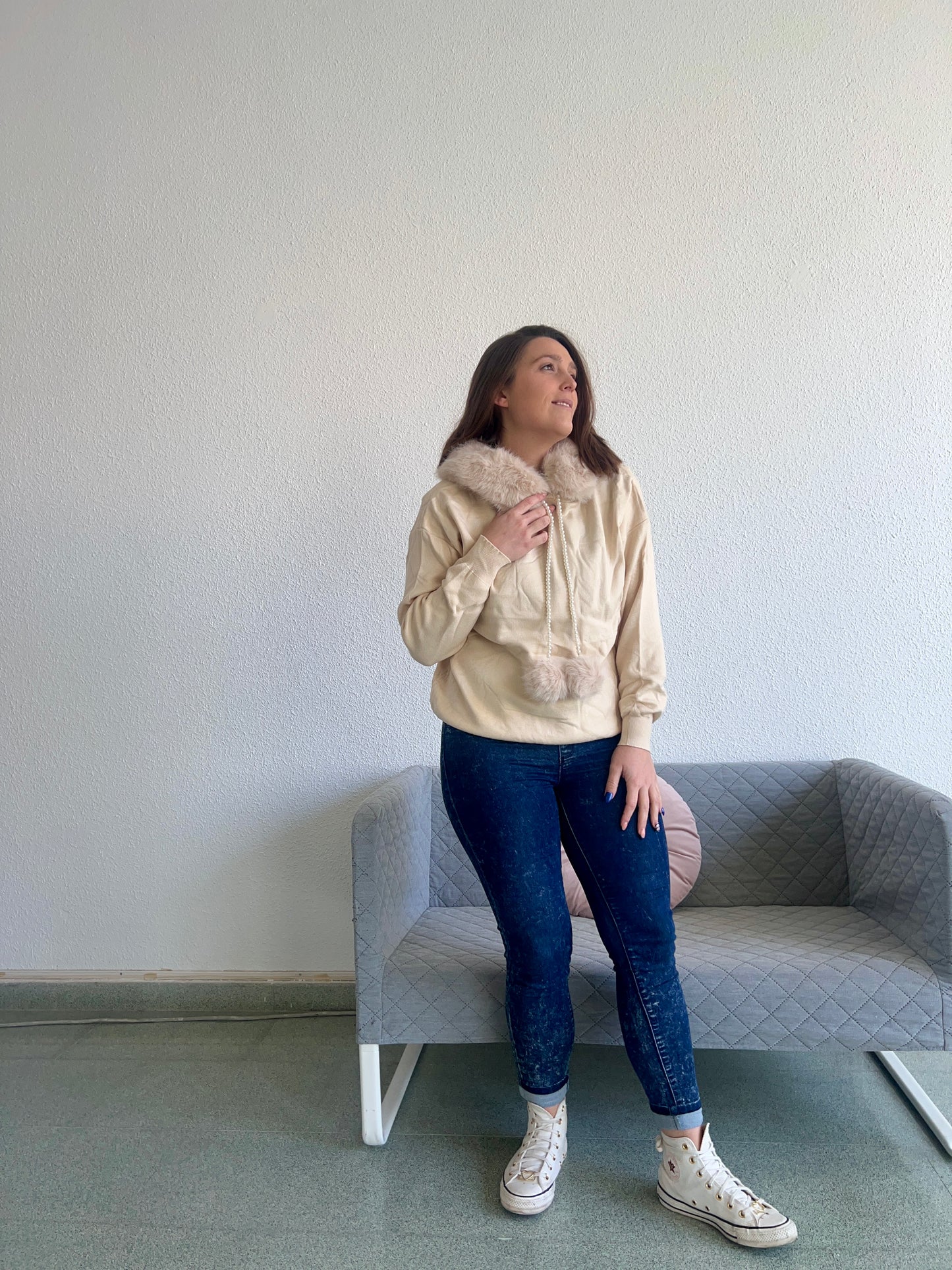 Sudadera pompón
