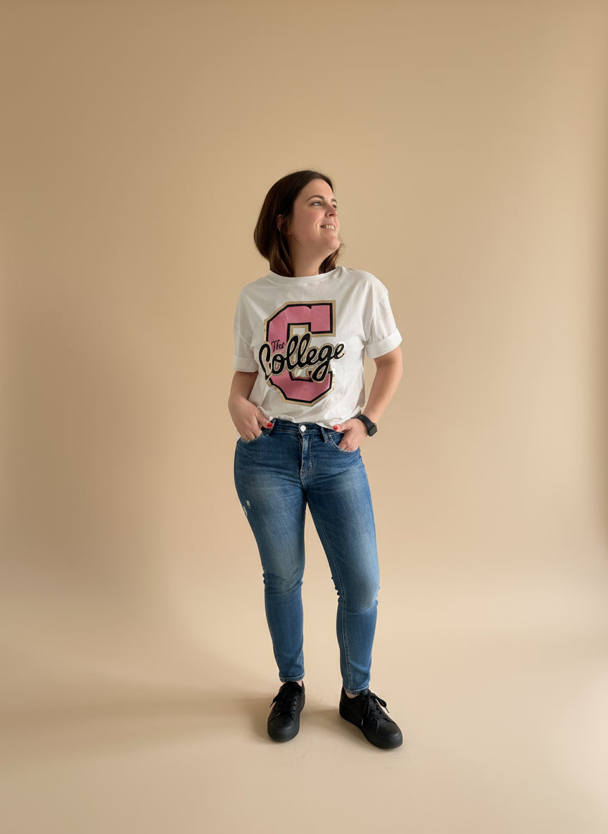 CAMISETA THE COLLEGE
