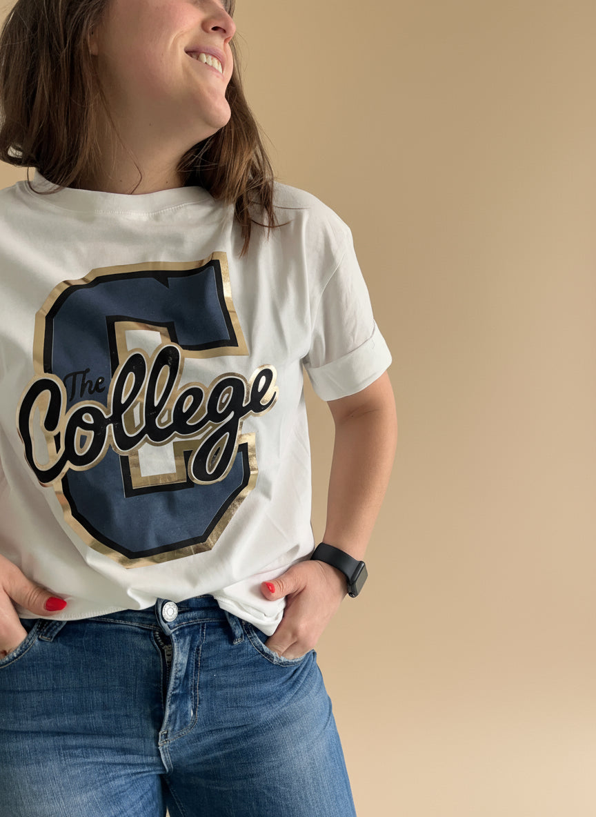 CAMISETA THE COLLEGE