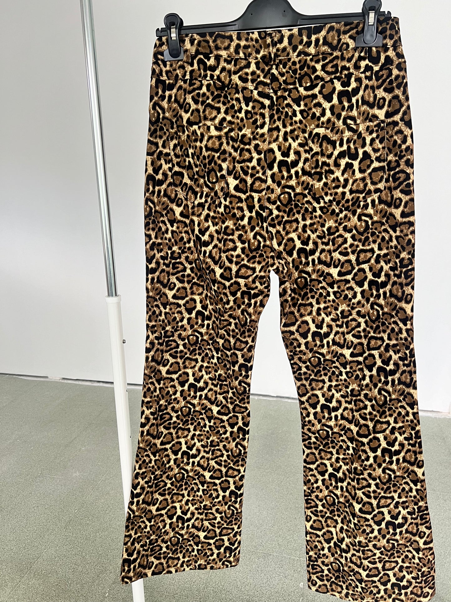 Pantalón animal print